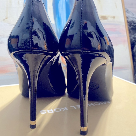 Michael Kors Heels 🔥❤️ Like New - Picture 4 of 5